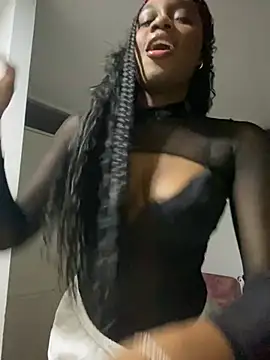 Snapshot of EscorpiLeoncita chatting on 02/08/26, 04:49 EscorpiLeoncita online show from 02/08/26, 04:49