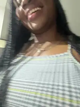 Snapshot of EscorpiLeoncita chatting on 03/07/26, 04:42 EscorpiLeoncita online show from 03/07/26, 04:42