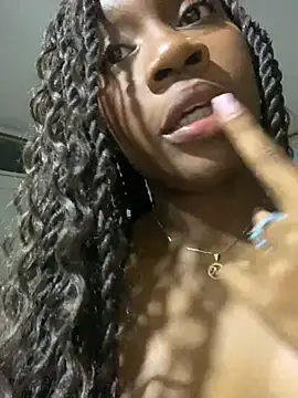 Snapshot of EscorpiLeoncita chatting on 03/14/26, 04:40 EscorpiLeoncita online show from 03/14/26, 04:40