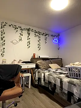 Kittyymaze1 online show from 11/26/25, 06:09