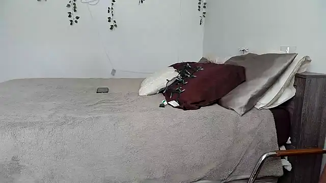 Snapshot of Kittyymaze1 chatting on 01/06/26, 08:12 Kittyymaze1 online show from 01/06/26, 08:12