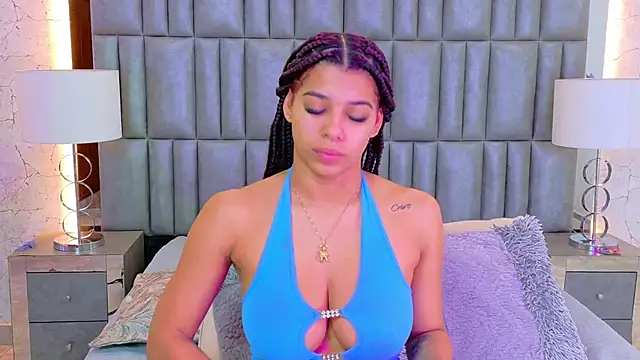 TiaraRosse online show from 06/15/26, 12:18