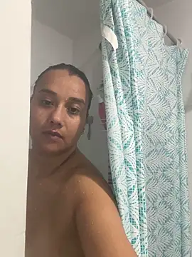 Cafeziitha02 online show from 12/04/25, 04:48