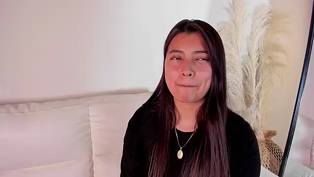 Snapshot of Rebeca_Williams_ chatting on 01/29/25, 01:58 Rebeca Williams online show from 01/29/25, 01:58