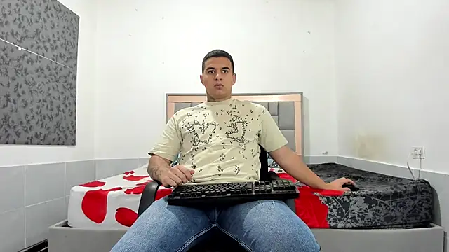 Snapshot of simookeler chatting on 02/10/26, 09:52 simookeler online show from 02/10/26, 09:52