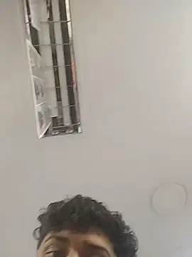 Snapshot of heartless__95 chatting on 12/03/25, 02:59 heartless 95 online show from 12/03/25, 02:59