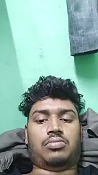 Snapshot of heartless__95 chatting on 02/09/26, 05:11 heartless 95 online show from 02/09/26, 05:11