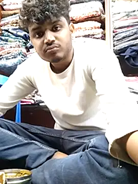 Snapshot of heartless__95 chatting on 02/12/26, 10:54 heartless 95 online show from 02/12/26, 10:54