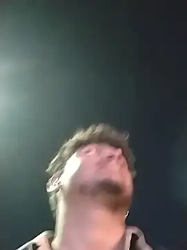 Snapshot of heartless__95 chatting on 03/05/26, 04:36 heartless 95 online show from 03/05/26, 04:36