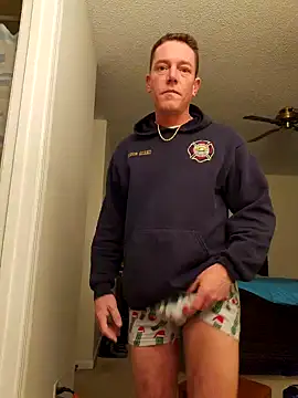 Bigtater1999 online show from 12/10/24, 03:41