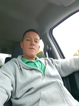 Bigtater1999 online show from 11/03/25, 12:39