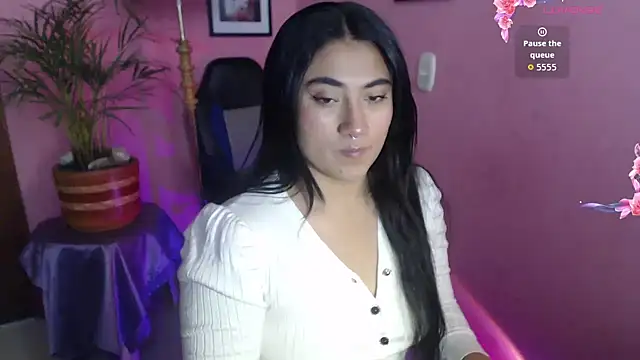 Snapshot of bunnyemilyrose36 chatting on 12/03/25, 02:59 bunnyemilyrose36 online show from 12/03/25, 02:59