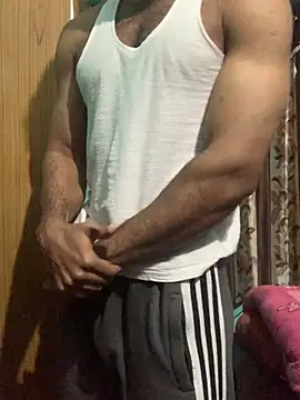 Snapshot of Vampire_xoxo chatting on 12/09/24, 06:03 Vampire xoxo online show from 12/09/24, 06:03