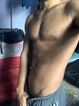 Snapshot of Vampire_xoxo chatting on 02/02/25, 06:37 Vampire xoxo online show from 02/02/25, 06:37