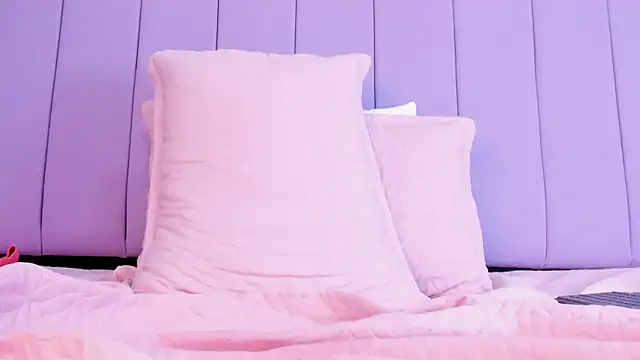 Aixa hill1 online show from 01/30/25, 08:21