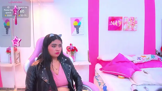 scarlette 15  online show from 01/25/25, 03:51