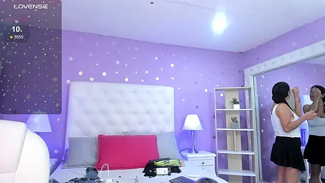 scarlette 15  online show from 09/13/25, 12:54