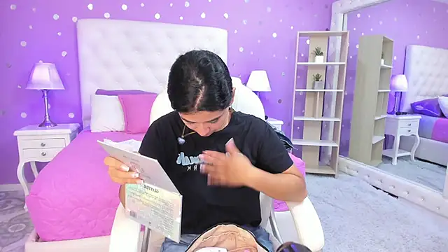 scarlette 15  online show from 10/22/25, 03:40