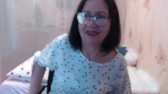 Snapshot of OlgaHottie chatting on 01/13/26, 11:43 OlgaHottie online show from 01/13/26, 11:43