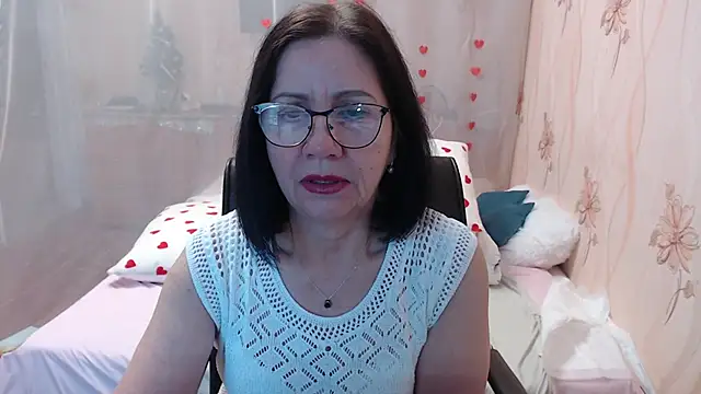 Snapshot of OlgaHottie chatting on 01/14/26, 11:31 OlgaHottie online show from 01/14/26, 11:31