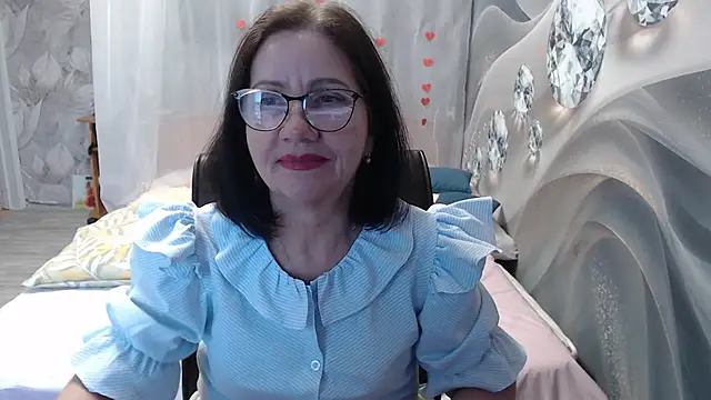 Snapshot of OlgaHottie chatting on 02/03/26, 11:32 OlgaHottie online show from 02/03/26, 11:32