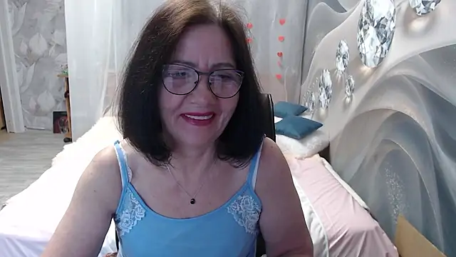 Snapshot of OlgaHottie chatting on 02/12/26, 11:33 OlgaHottie online show from 02/12/26, 11:33