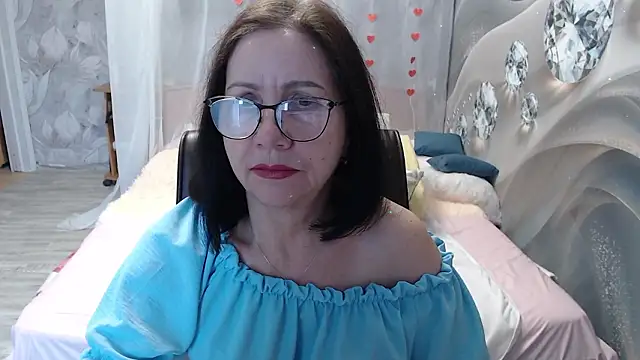 Snapshot of OlgaHottie chatting on 02/19/26, 12:06 OlgaHottie online show from 02/19/26, 12:06