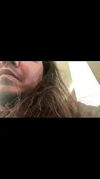 Snapshot of bananahot31 chatting on 01/06/26, 08:29 bananahot31 online show from 01/06/26, 08:29