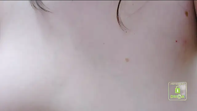 Snapshot of cute_and_hot chatting on 02/01/25, 03:50 cute and hot online show from 02/01/25, 03:50