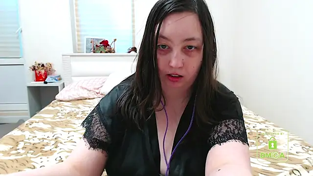 Snapshot of cute_and_hot chatting on 02/10/25, 01:33 cute and hot online show from 02/10/25, 01:33