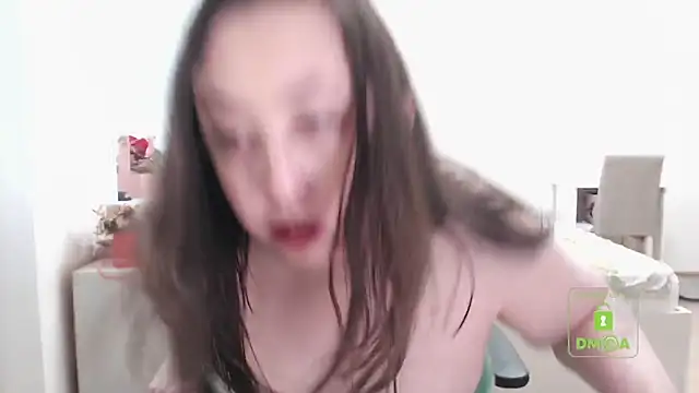 Snapshot of cute_and_hot chatting on 03/14/25, 01:02 cute and hot online show from 03/14/25, 01:02