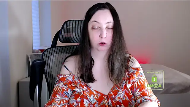 Snapshot of cute_and_hot chatting on 02/17/26, 02:46 cute and hot online show from 02/17/26, 02:46