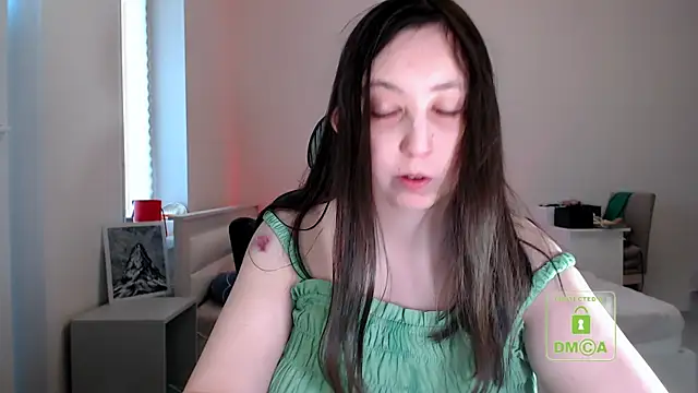 cute and hot online show from 05/01/26, 05:06