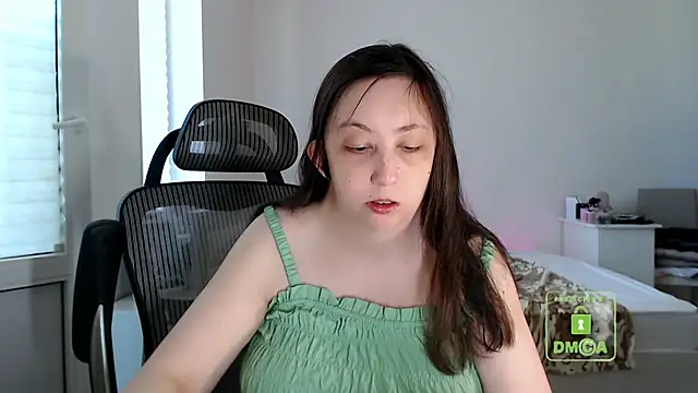 cute and hot online show from 06/14/26, 03:03