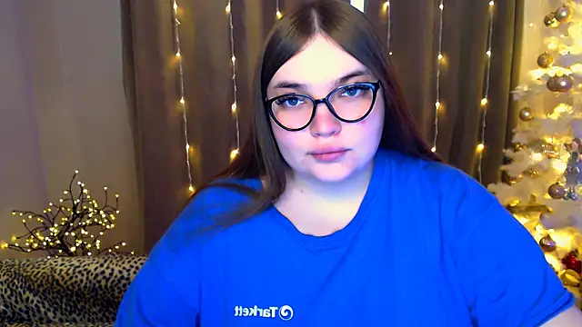 Snapshot of Emaaa_ua chatting on 12/10/24, 07:58 Emaaa ua online show from 12/10/24, 07:58