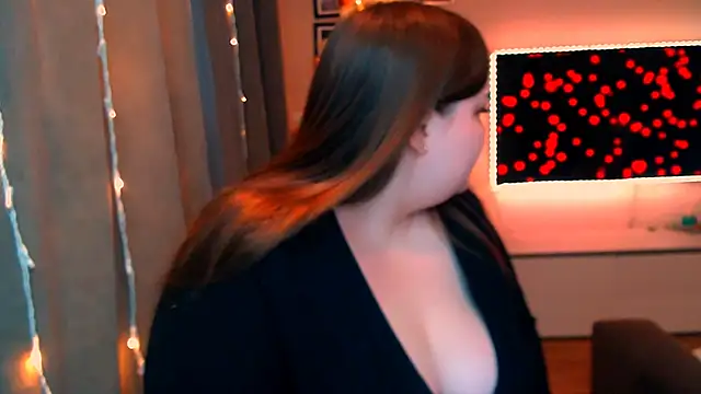 Snapshot of Emaaa_ua chatting on 12/19/24, 04:35 Emaaa ua online show from 12/19/24, 04:35