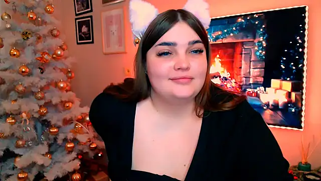 Snapshot of Emaaa_ua chatting on 12/22/24, 11:22 Emaaa ua online show from 12/22/24, 11:22