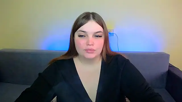 Snapshot of Emaaa_ua chatting on 02/02/25, 10:02 Emaaa ua online show from 02/02/25, 10:02