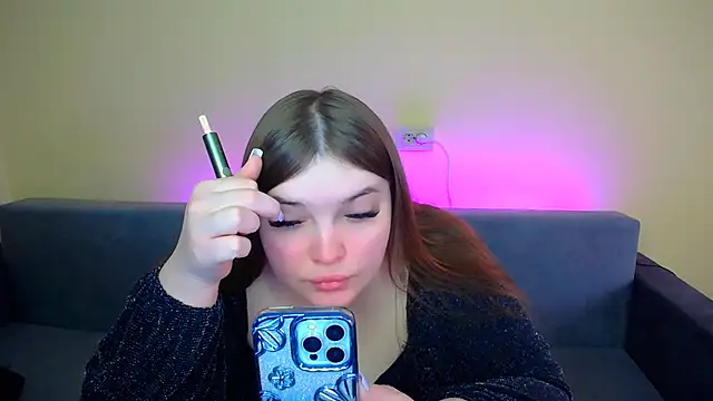 Snapshot of Emaaa_ua chatting on 02/07/25, 11:12 Emaaa ua online show from 02/07/25, 11:12