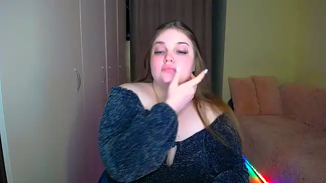 Snapshot of Emaaa_ua chatting on 02/22/25, 03:25 Emaaa ua online show from 02/22/25, 03:25