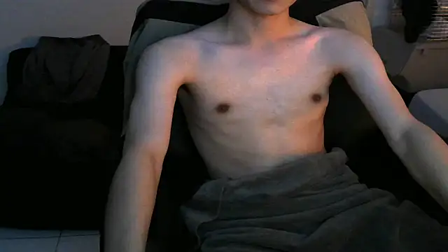 Snapshot of Ray175oo chatting on 10/08/25, 04:59 Ray175oo online show from 10/08/25, 04:59