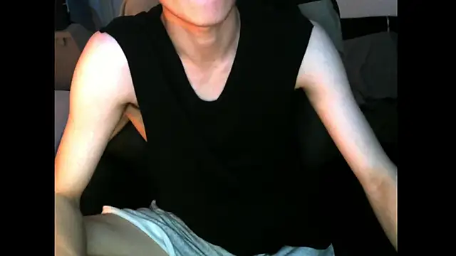 Snapshot of Ray175oo chatting on 11/11/25, 04:51 Ray175oo online show from 11/11/25, 04:51