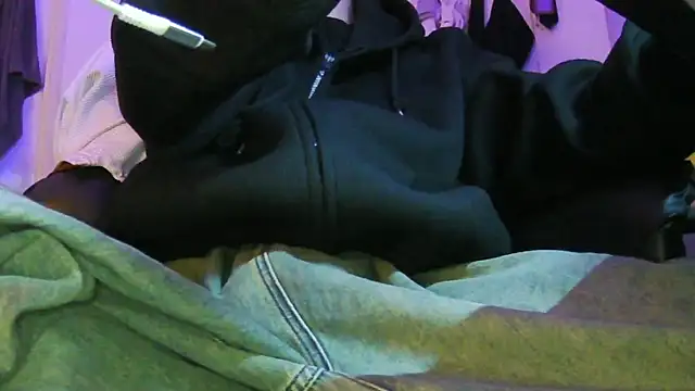 Snapshot of Ray175oo chatting on 03/14/26, 01:38 Ray175oo online show from 03/14/26, 01:38