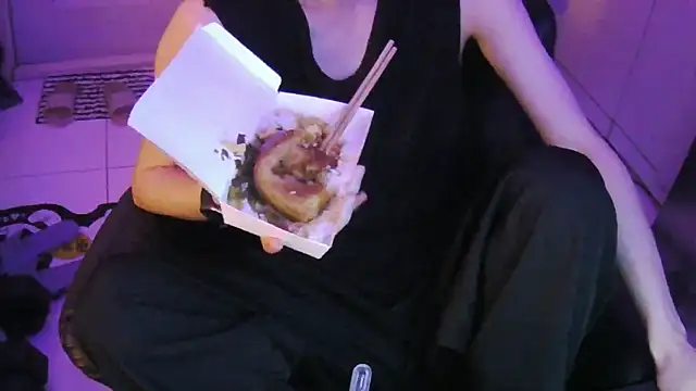 Snapshot of Ray175oo chatting on 03/17/26, 05:38 Ray175oo online show from 03/17/26, 05:38