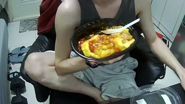 Snapshot of Ray175oo chatting on 03/28/26, 04:50 Ray175oo online show from 03/28/26, 04:50