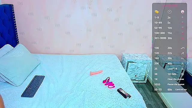 hotlatinateacher online show from 02/14/25, 07:23