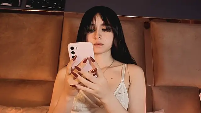 angelinepossy online show from 11/04/25, 09:36