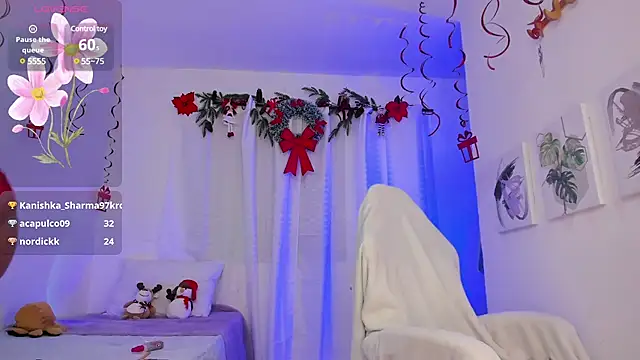 Snapshot of Lia_Petite1 chatting on 01/03/25, 09:05 Lia Petite1 online show from 01/03/25, 09:05