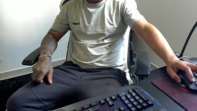 stebankechima online show from 11/08/25, 05:45