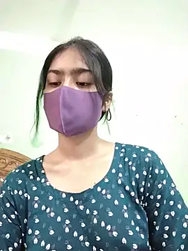 Arisha- online show from 05/18/26, 08:42